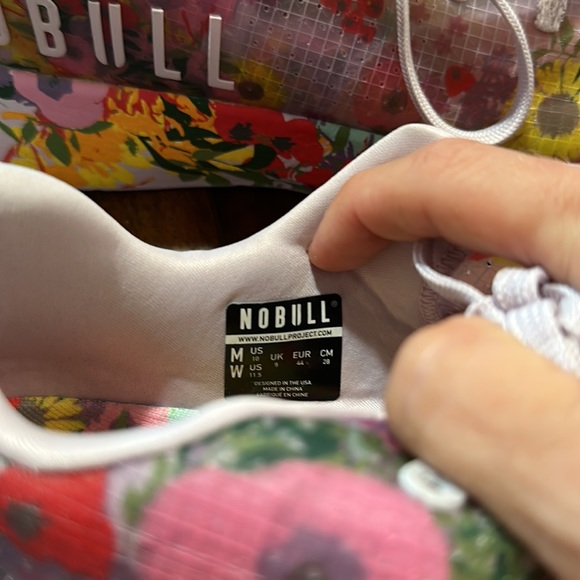 NOBULL men’s floral runner+ size 10 ***runs 1/2 large - Picture 4 of 6